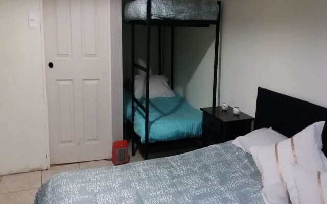 Casa Hostal El Aromo