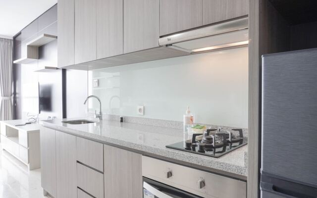 Stunning And Comfy 1Br At Ciputra World 2 Apartment