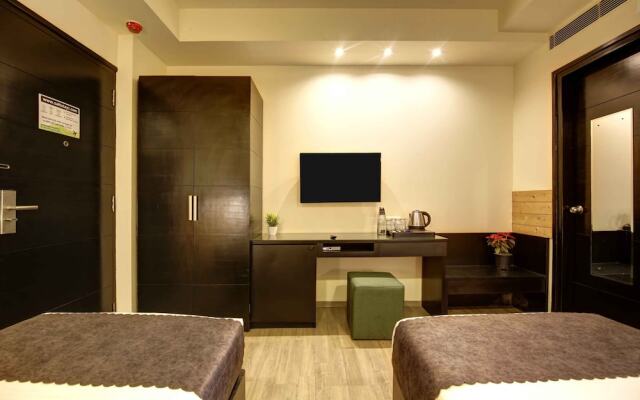 Saltstayz Select - Nehru Place & New Friends Colony