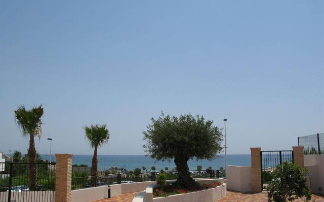 Azul Beach Apartments - Marholidays