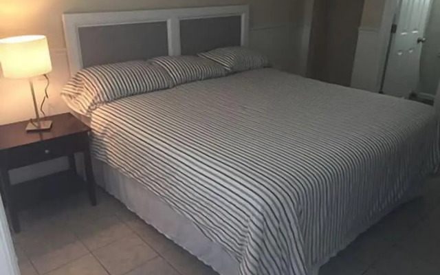 Boardwalk Beach Inn