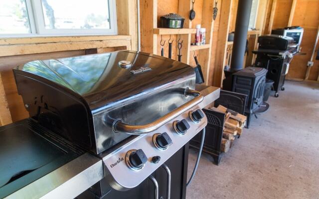 Stardust Inn and Chalets