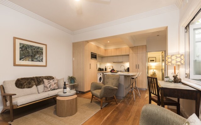 Art Deco 2 Bed Sydney And Darlinghurst Gem