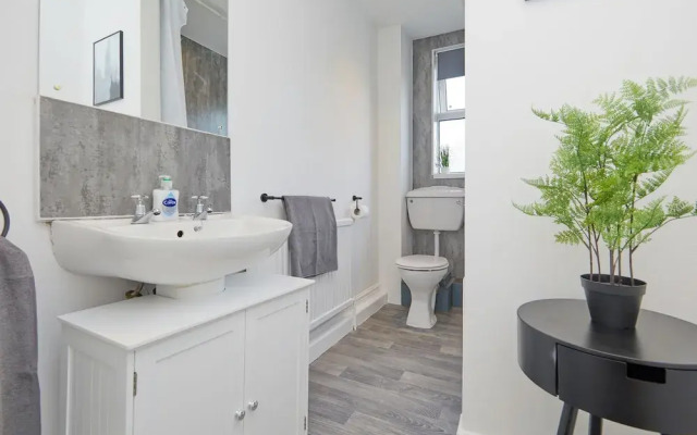 Your Sheffield Stays - Spacious 5 Bedroom House