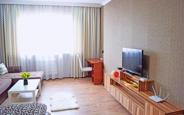 Bishkek Sunny Apartment in the center