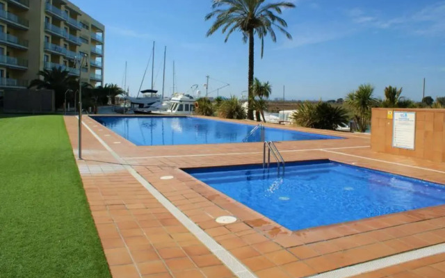 Precioso apartamento en complejo de al standing