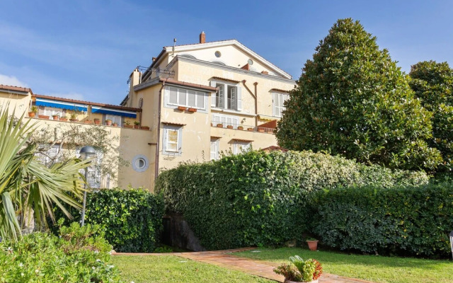 Simple Apartment in Massa Lubrense With Terrace