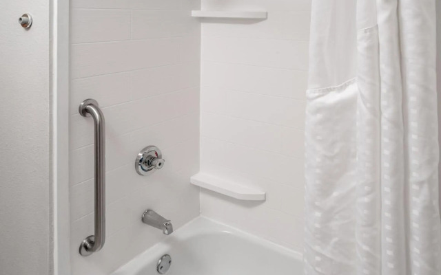 Holiday Inn Express Hotel & Suites Pikeville by IHG