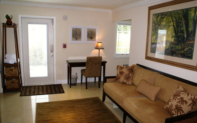 Island Sands Inn