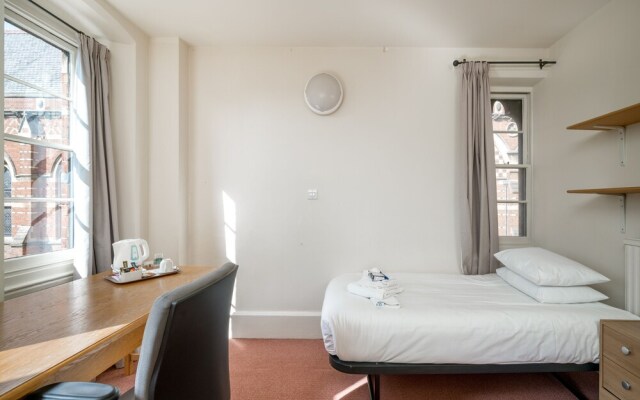 Altido 4-Bed Apt Inside Keble College