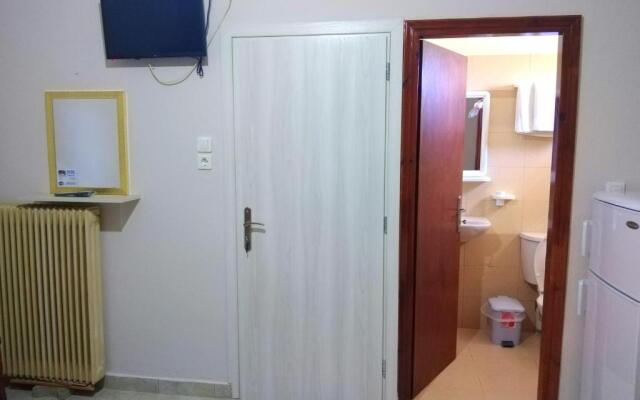 Rooms-Studio Anagnostou