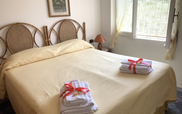 Elisa Holiday Home