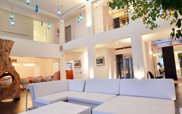 Scandinavian Mansion 9 Bedroom Palace