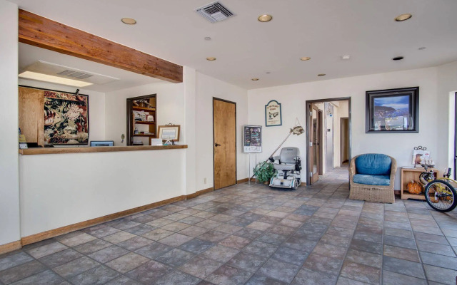 Seaport Village Inn Avalon