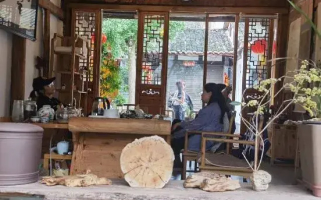 Yinian Huakai Homestay (Chongzhou Jiezi Ancient Town)