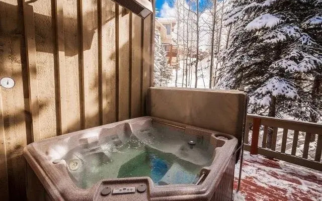 Deer Valley Silverlake Cache