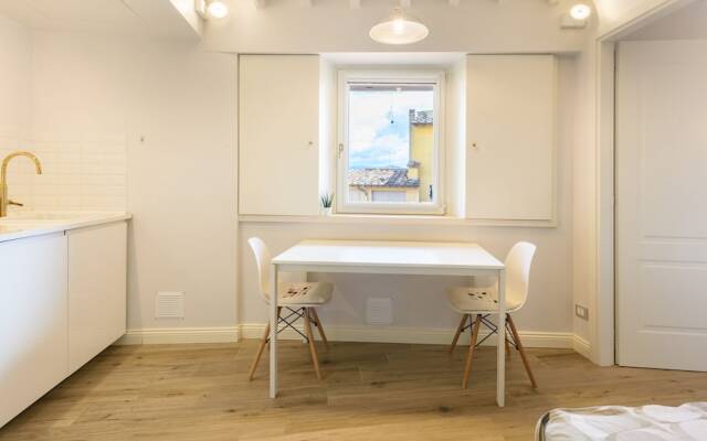 Santa Croce Top by Mmega