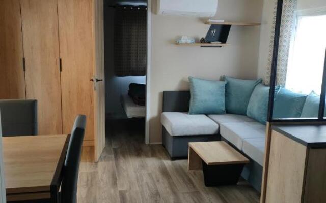 Mobil home 6 personnes 100m de la plage