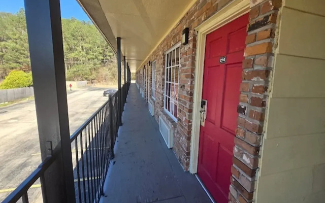 Jeffersonian Motor Inn by Townhouse, Prentiss MS