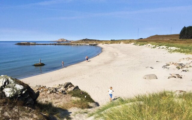 Amazing Home in Farsund With Wifi and 5 Bedrooms