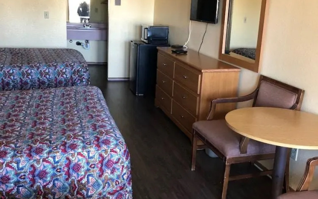 Sumner Motor Inn