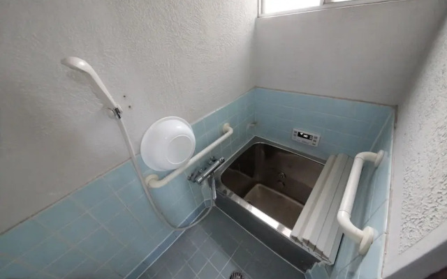 EX Two-story old private house Matsubara
