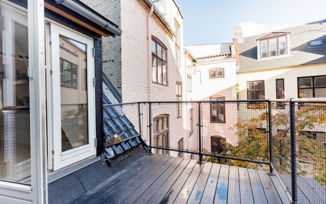 Dinesen Collection Two-Story Condos by Nyhavn Harbour