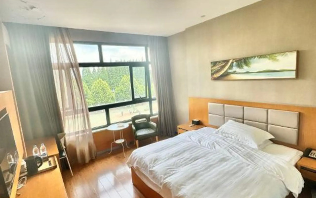 Shanghai Jiajing Business Hotel