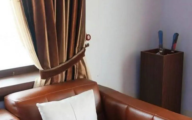 Hotel Ranah Bundo
