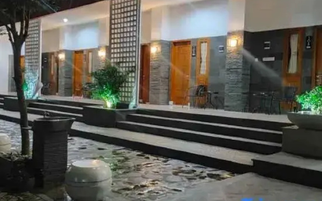 Kaliu Kostel Pacitan