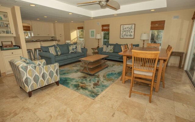 Captain Jax 5 Bedrooms 3 Bathrooms Home