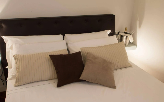 Relais Arco della Pace