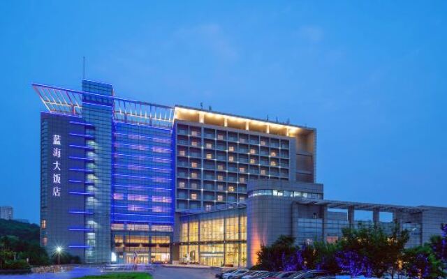 Qingdao Blue Horizon Marina Gold Hotel