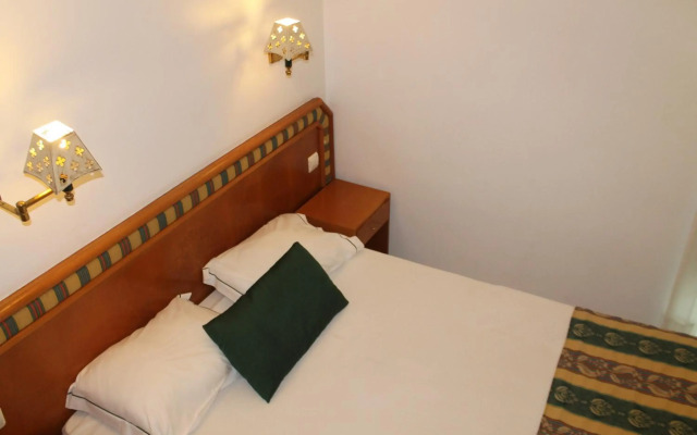 Real Caparica Hotel
