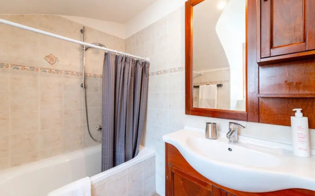 Tremezzina Charming Apartment
