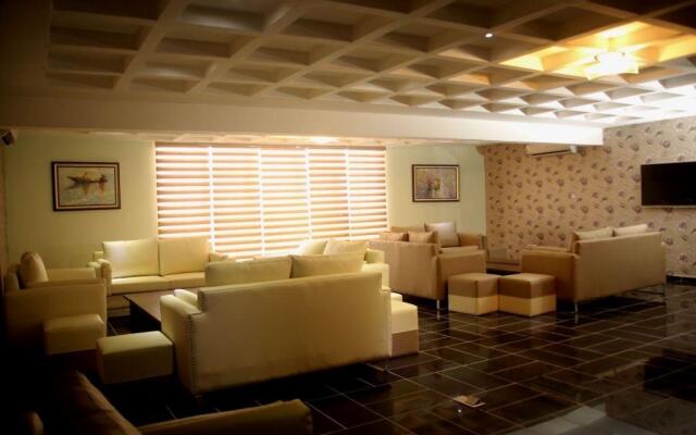 Best Western Inn & Suites - Lake Charles