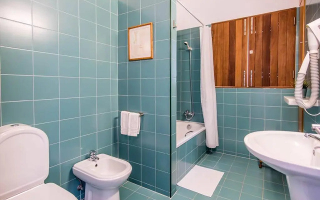 Beachside Paradise 5 Bdr 6 Baths Sleeps 9plus ppl