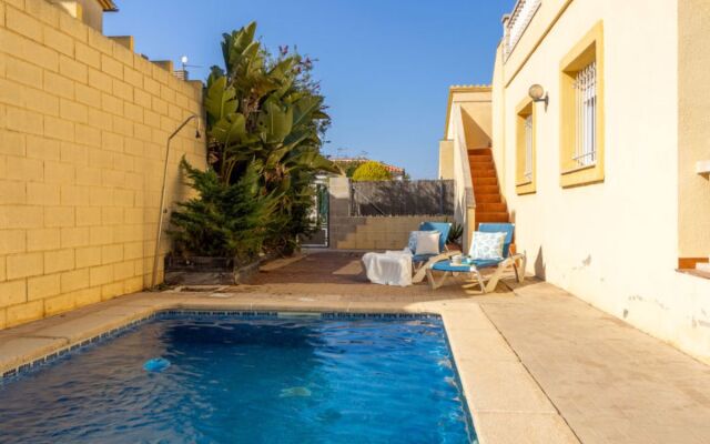 House Sally Deltebre