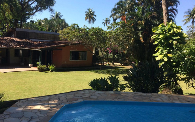 Casa Colonial Térrea no Saco da Capela em Ilhabela