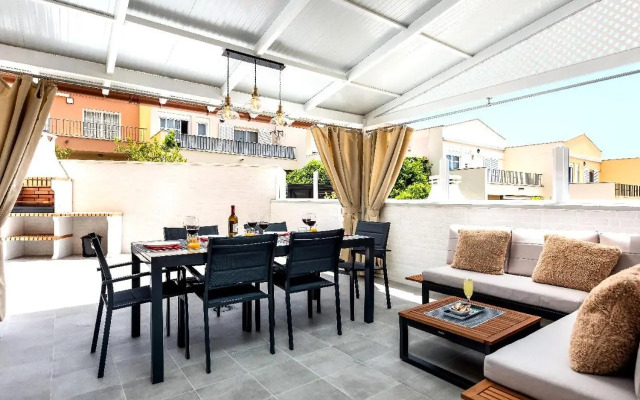 Modern 4 bedroom villa in Costa Adeje