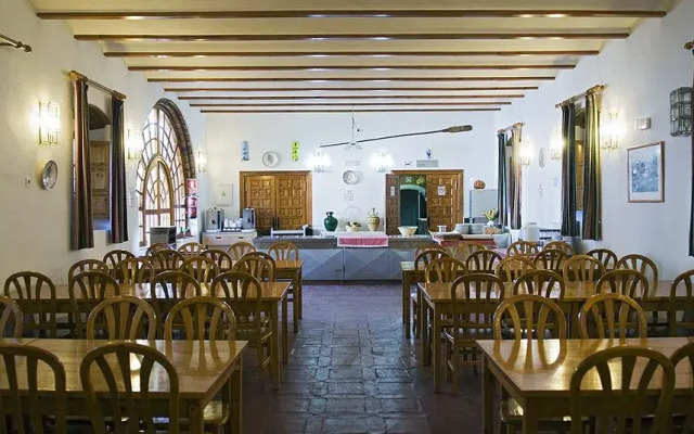 Albergue Inturjoven El Bosque