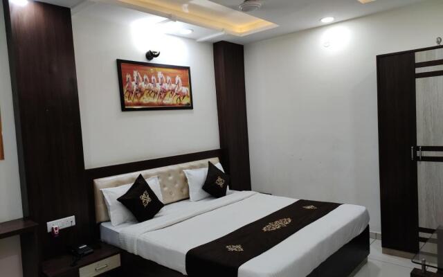 Vinayak Palace Hoshangabad