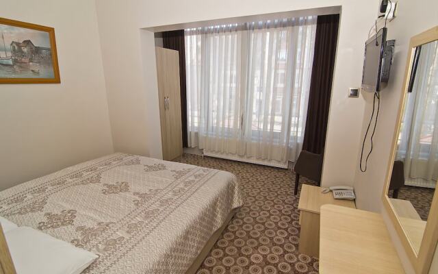 Ozgun Otel