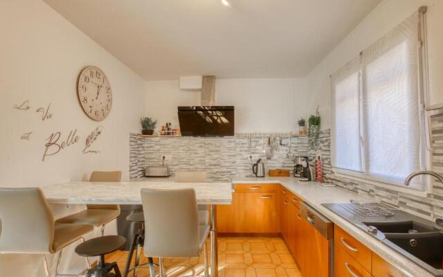 Villa Naïs 126m2-Zen-Salle Cinéma-Piscine