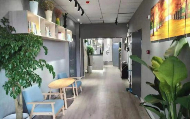 Suzhou Hualang Light House Hotel