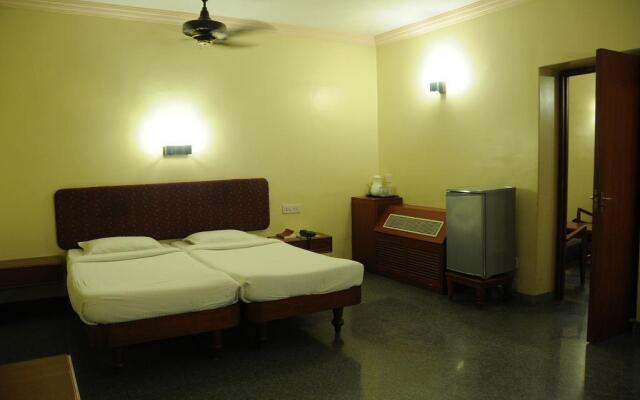 New Woodlands Hotel