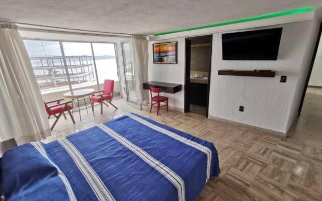 61 King Room