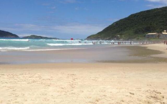 Casa 100 Mts Da Praia!