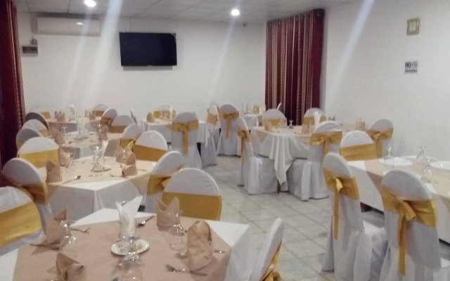 Centauria City Hotel