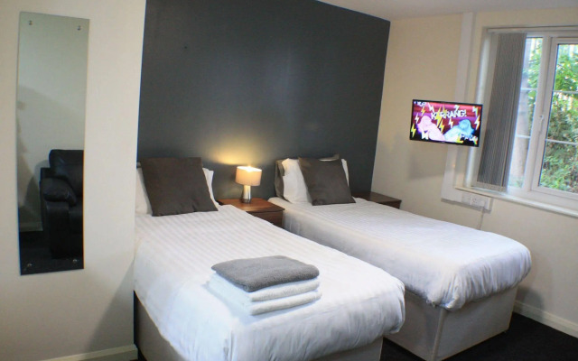 Lymedale Suites
